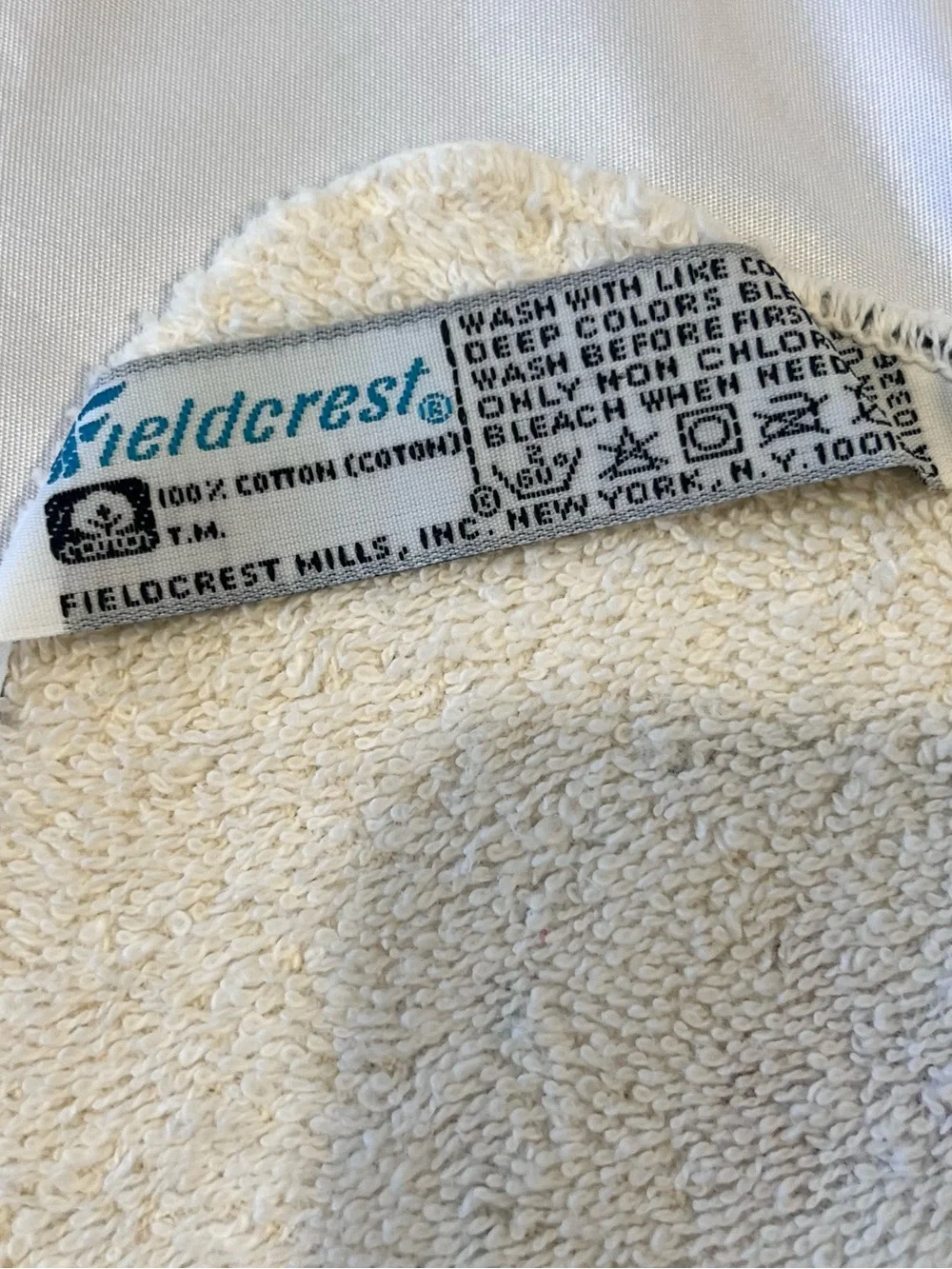 Vintage Fieldcrest Rocking Horse 2 Pc Towel Set
